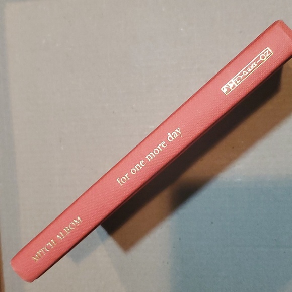 2/$8 📚 Mitch Albom For One More Day set - Picture 9 of 13